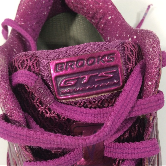Brooks 8.5/6.6/40 GTS I7 Adrenaline Purple Running Shoes - Picture 7 of 11